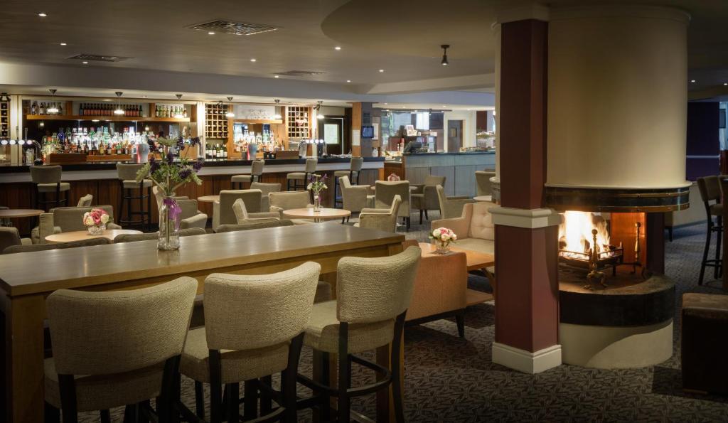 Delta Hotels By Marriott Warwick Warwick (Warwickshire) Exterior foto